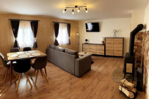 Stylish cottage in national park, Janov